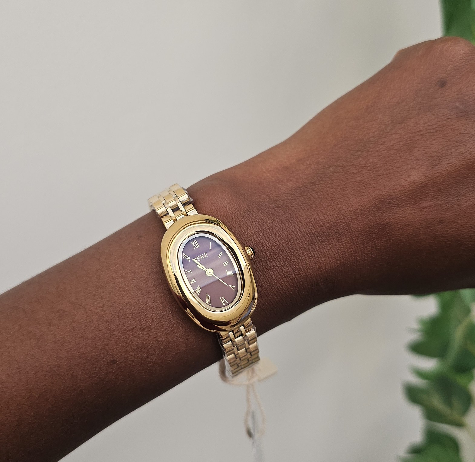 IEKE oval vintage watches  image