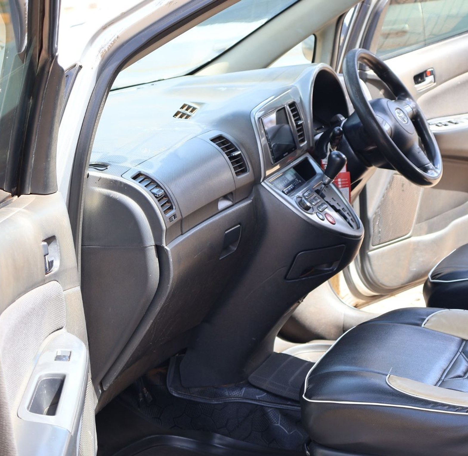 Toyota Wish KBP, YOM 2003 Model, Automatic, Rating 1800cc, image