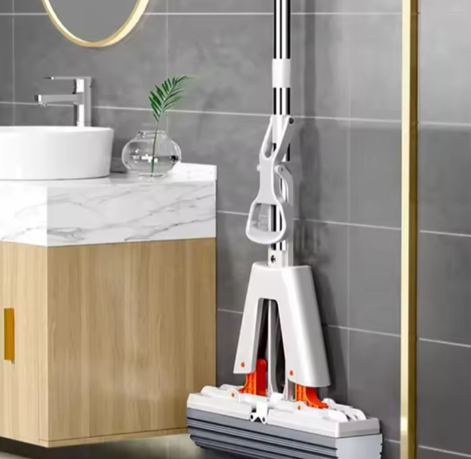  High quality self squeezing sponge mop image