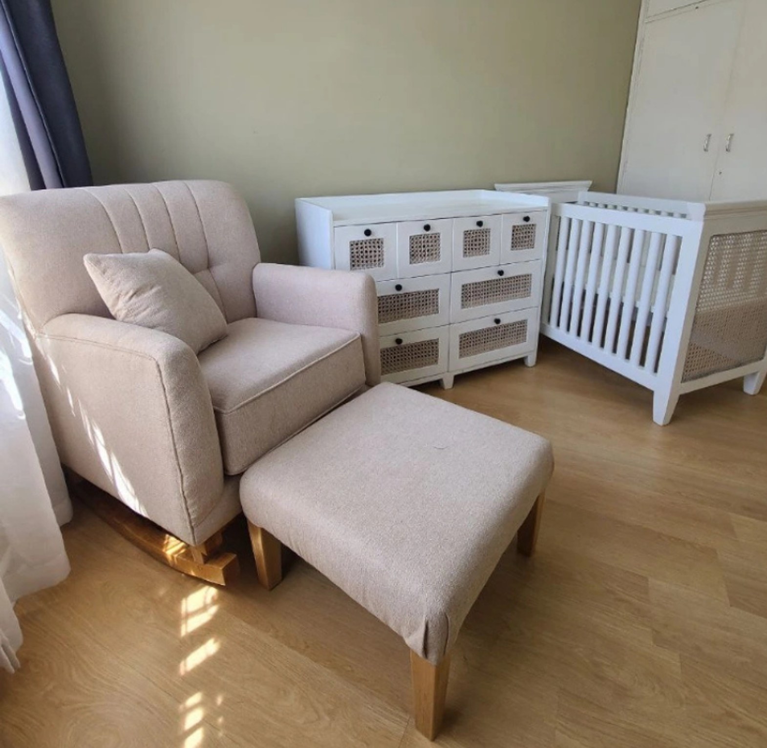Plush RockingChair &ottoman  image