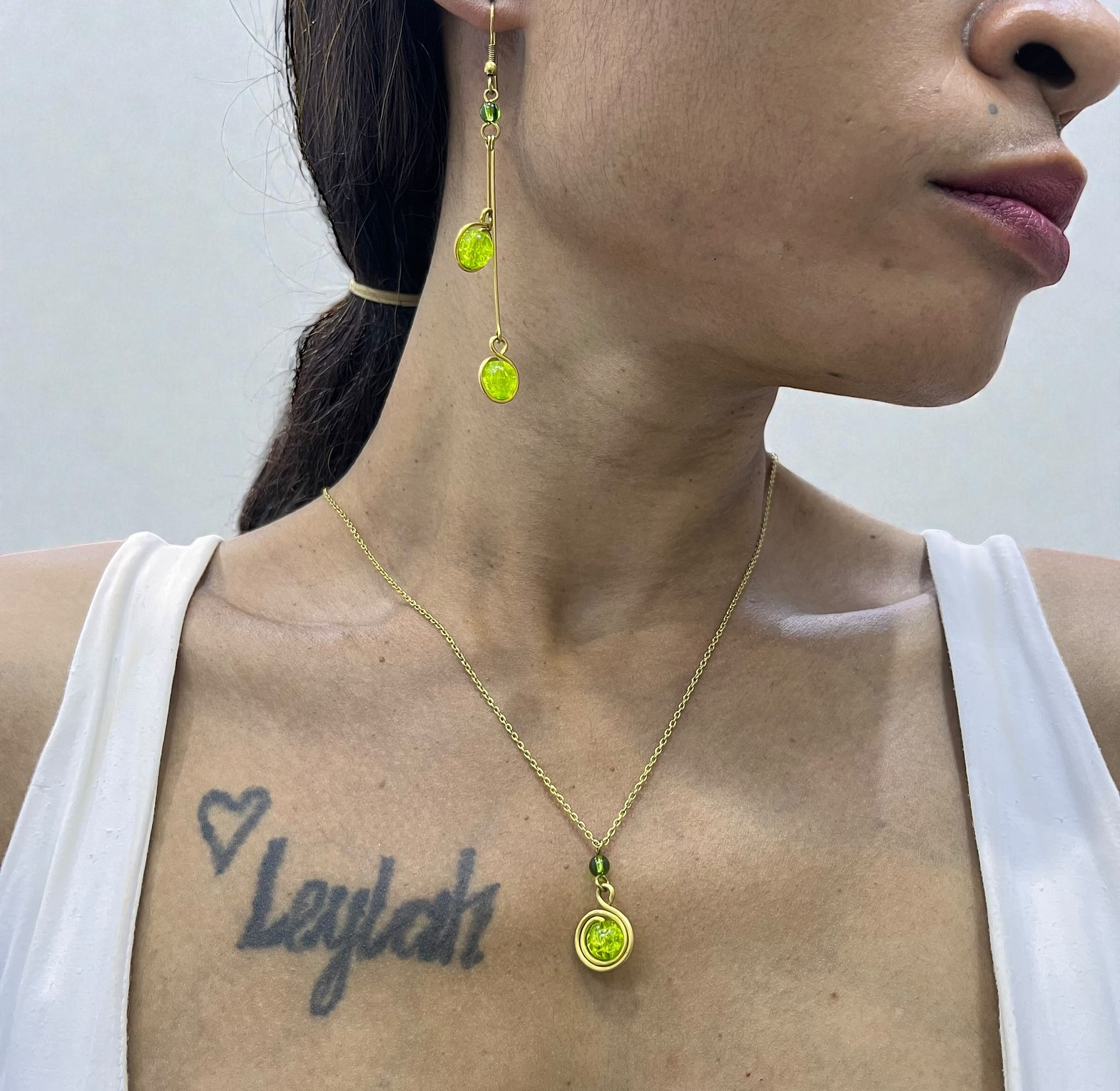 Peridot Dangle Jewelry Set image