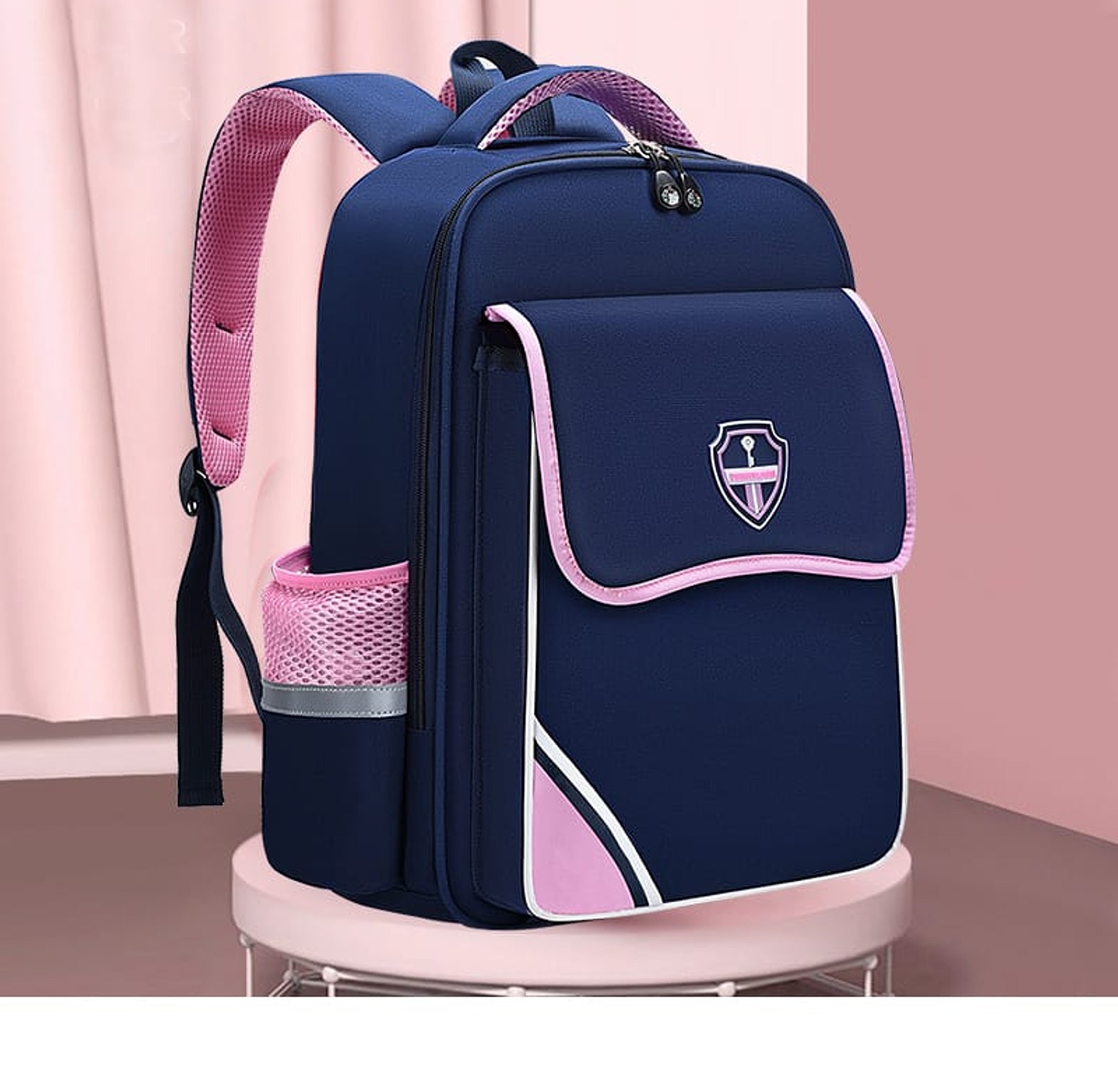 High Quality Large Capacity  Schoolbag image
