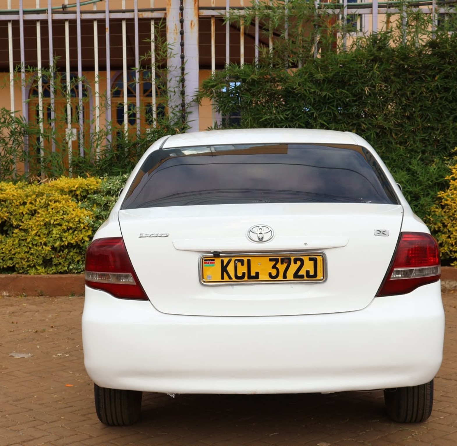 Toyota Axio KCL , YOM 2010 model, Automatic, Rating 1500cc 2 wheel , With Alloys. New tyre image