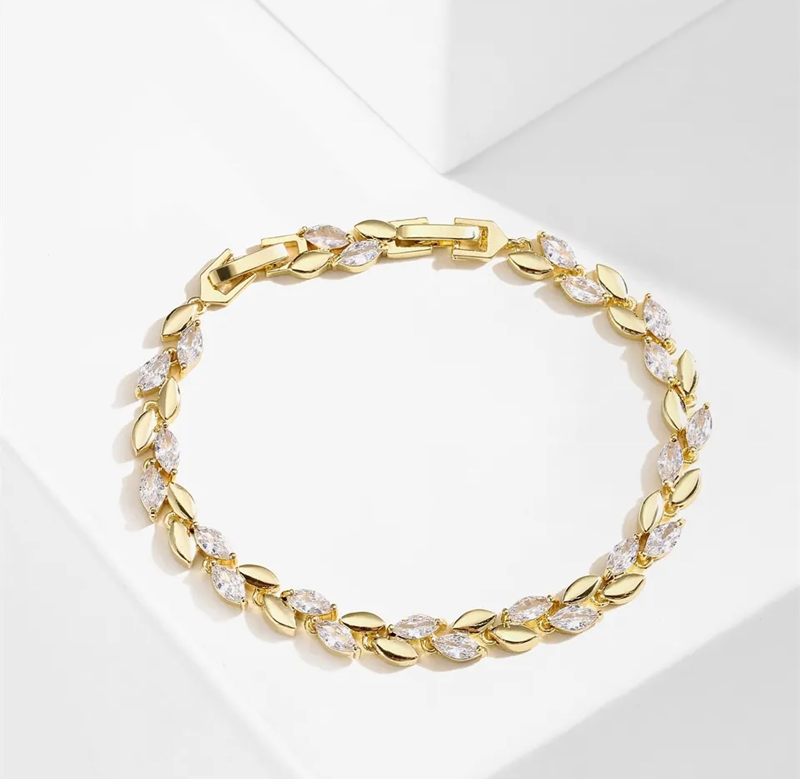 leaf Cubic Zirconia bracelets image