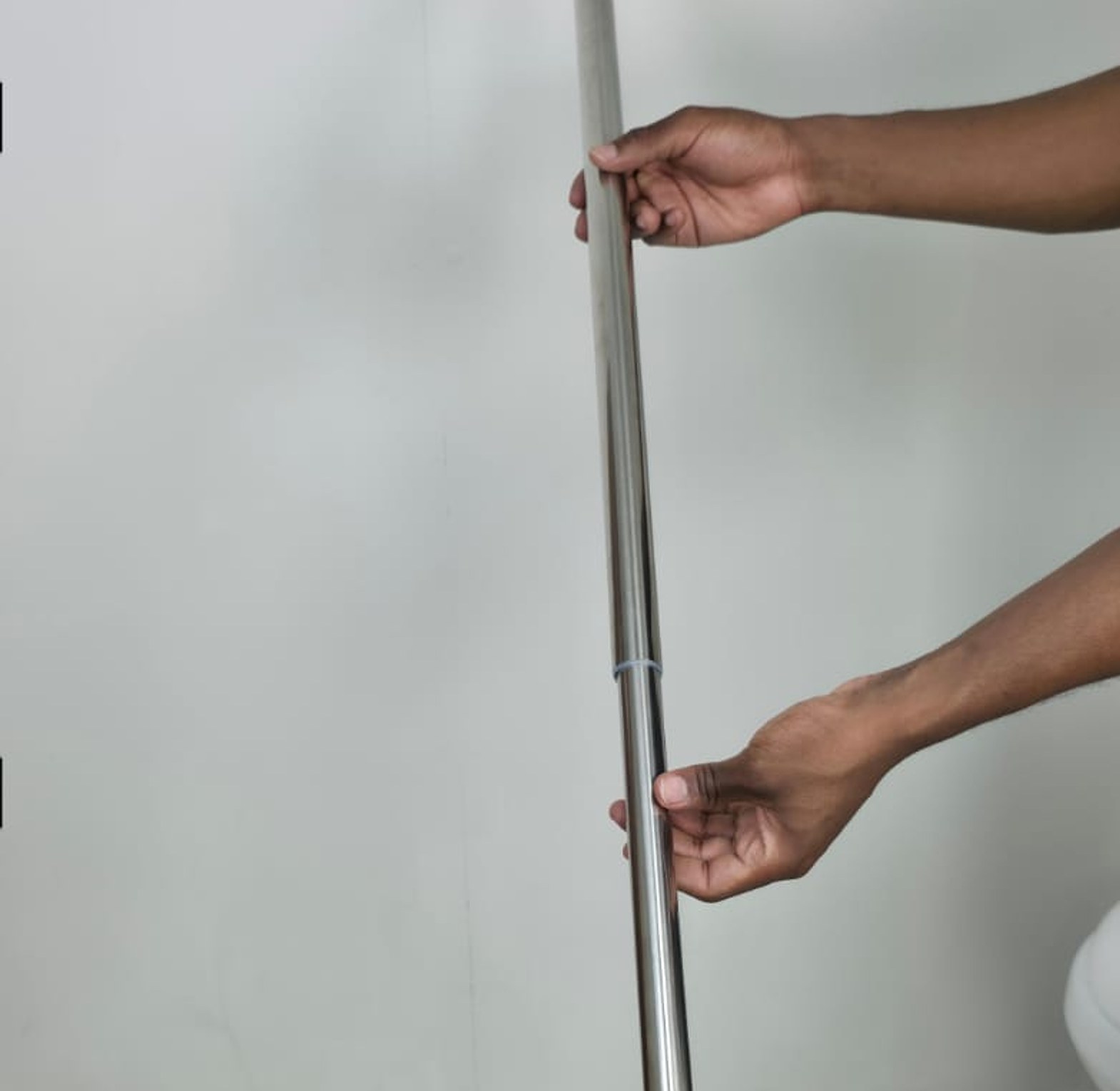 Multipurpose Extendable Telescopic Curtain Rod image