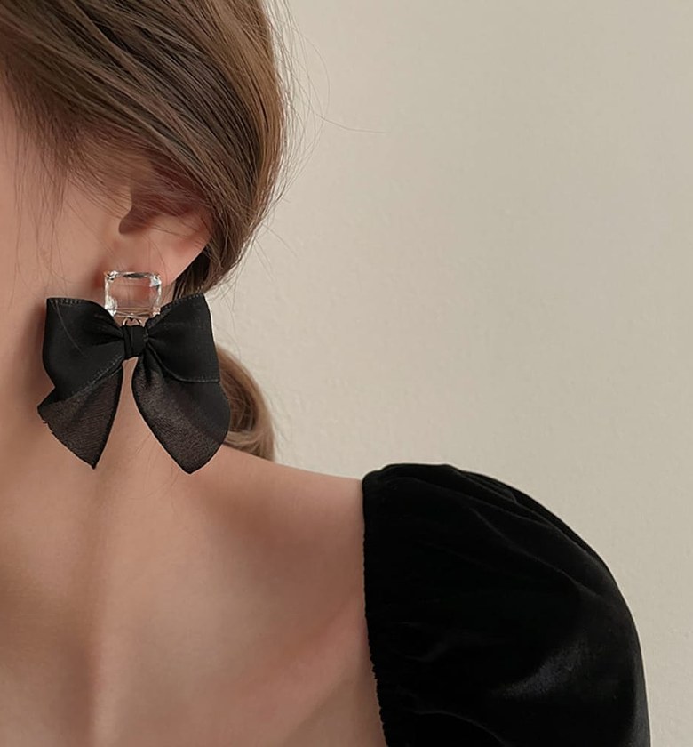 Black bow crystal earrings image