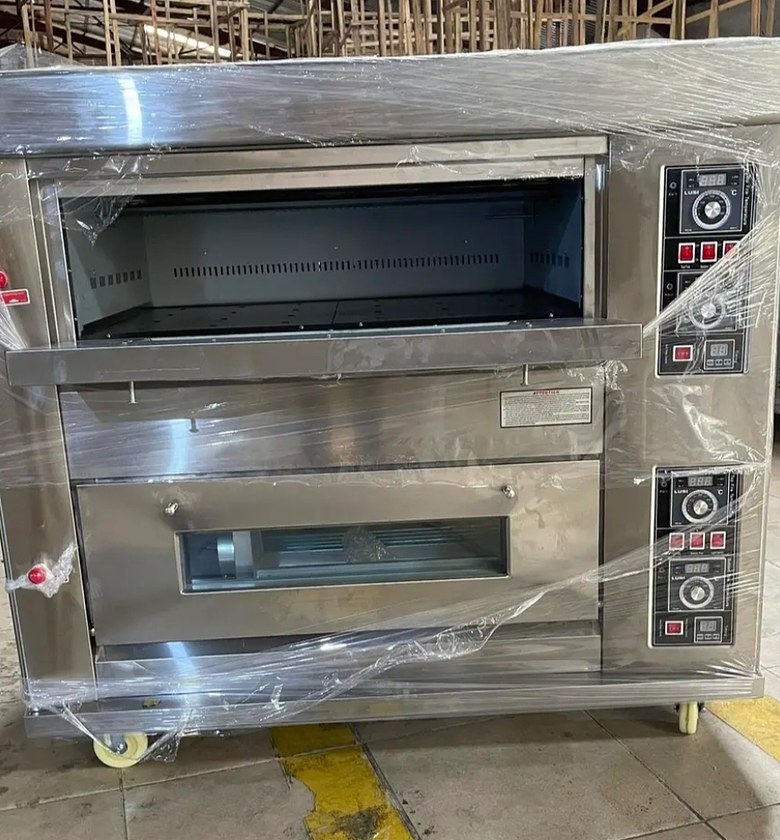 2 deck 4 trays industrial oven premier  image