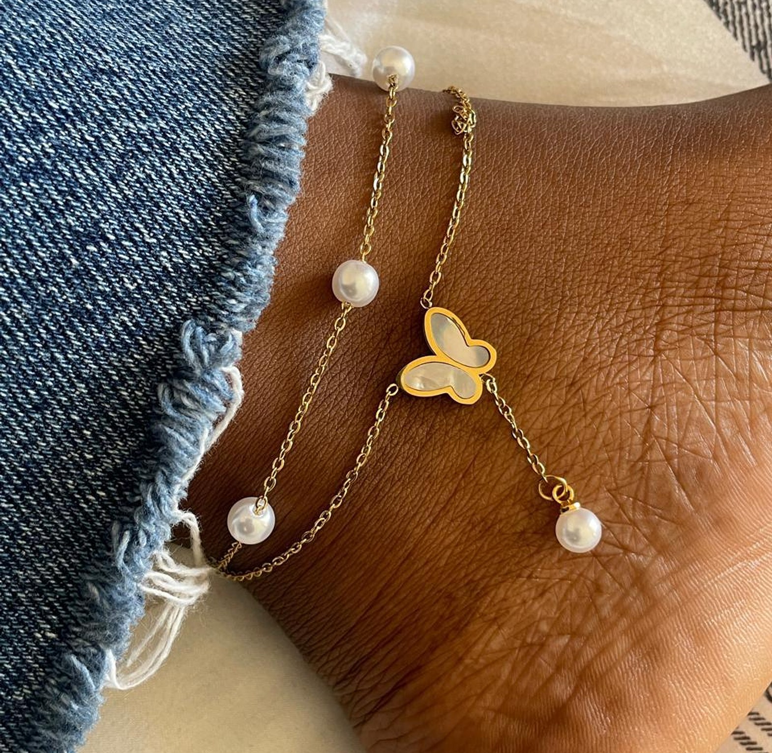 Pearlescent Flutter Layered Anklet image