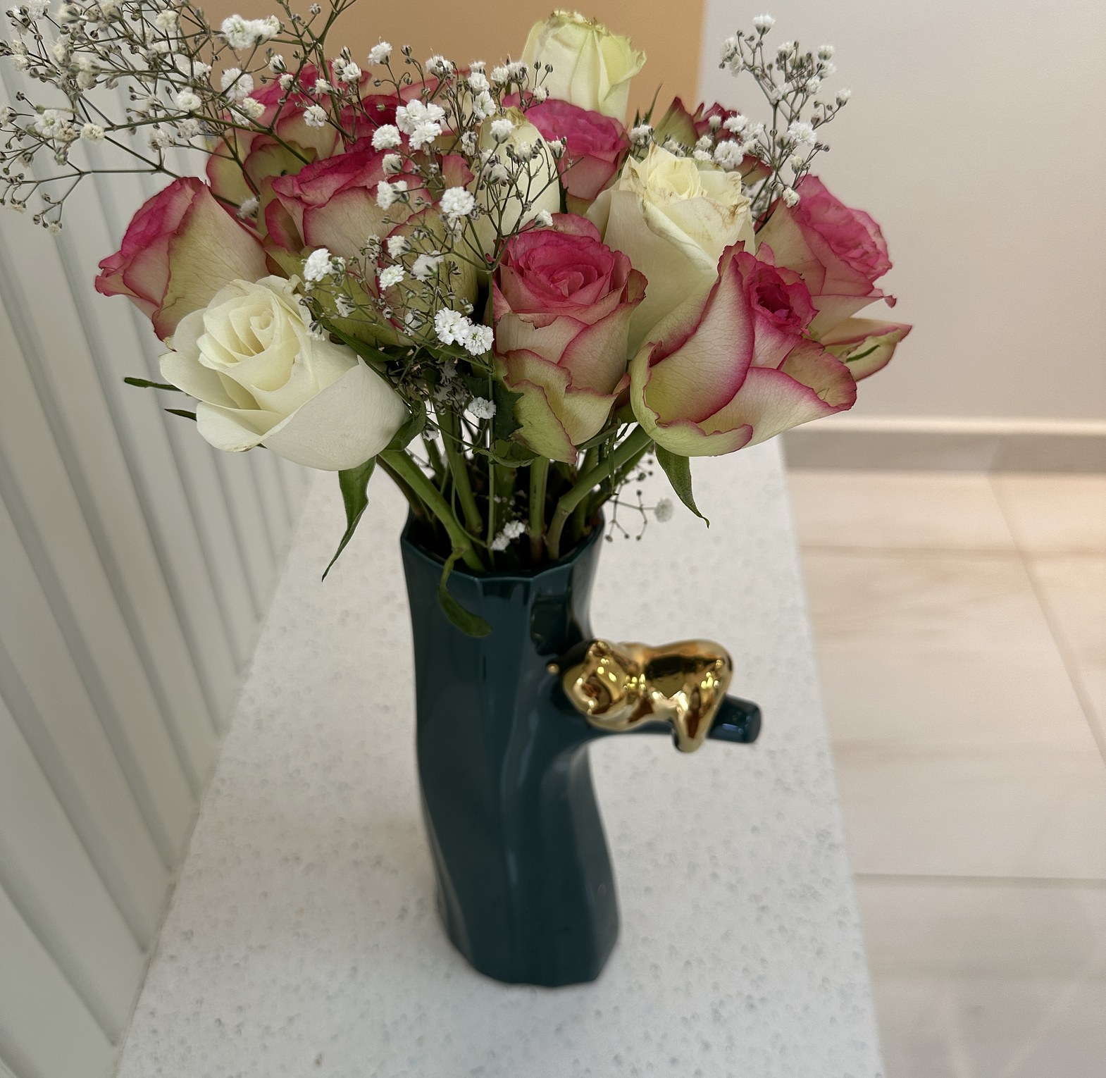 Tree stump flower vase in pine green image