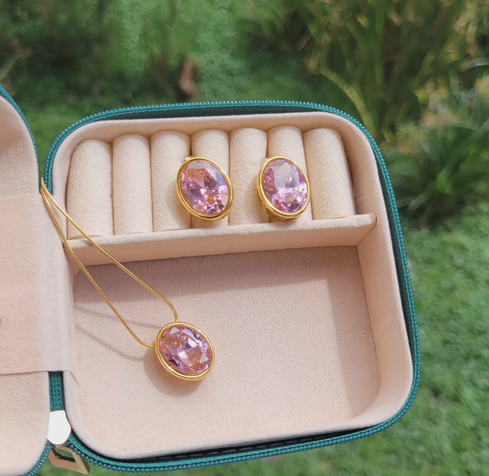Kendra pink set  image
