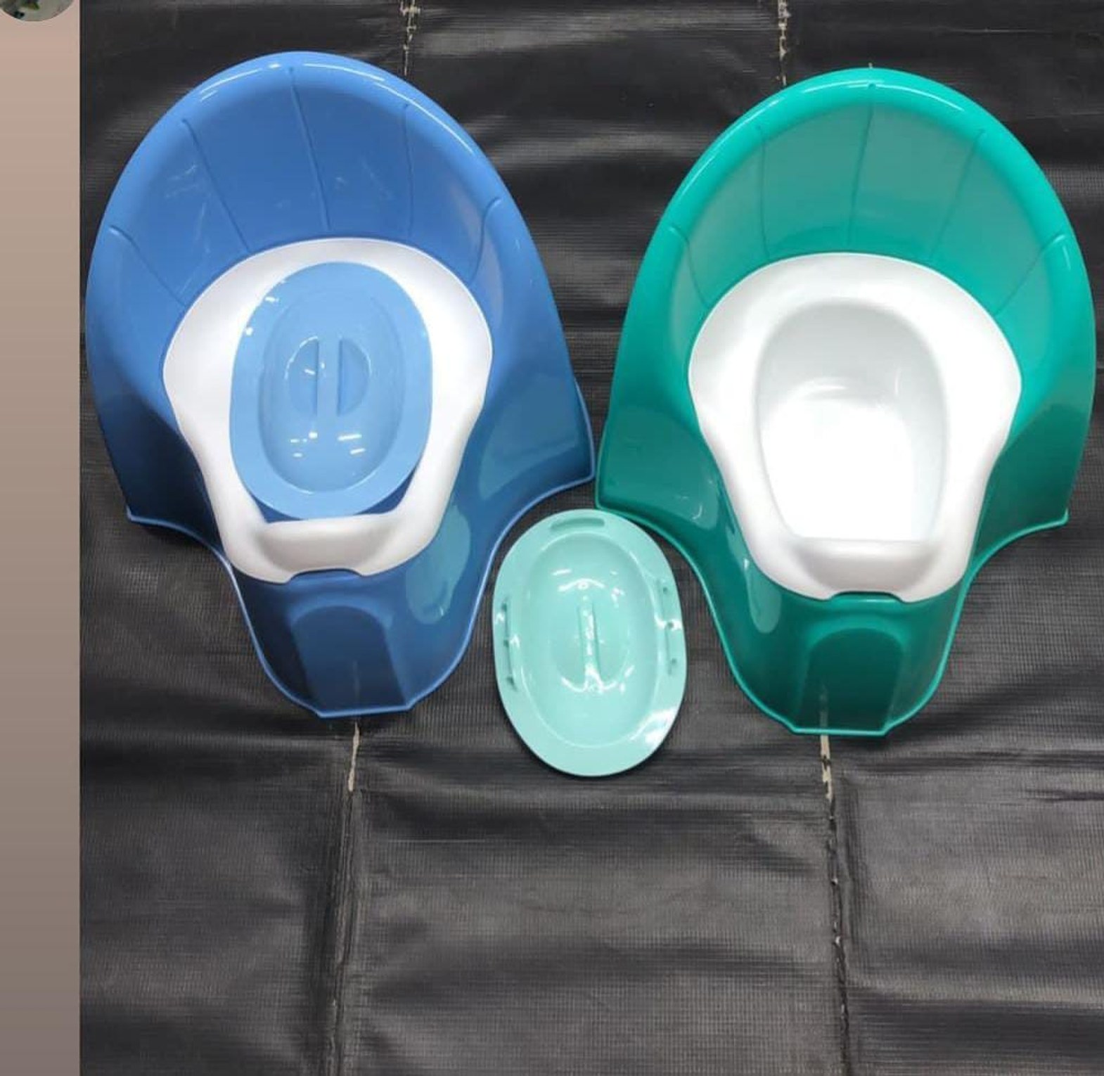 Momeasy baby potty  image