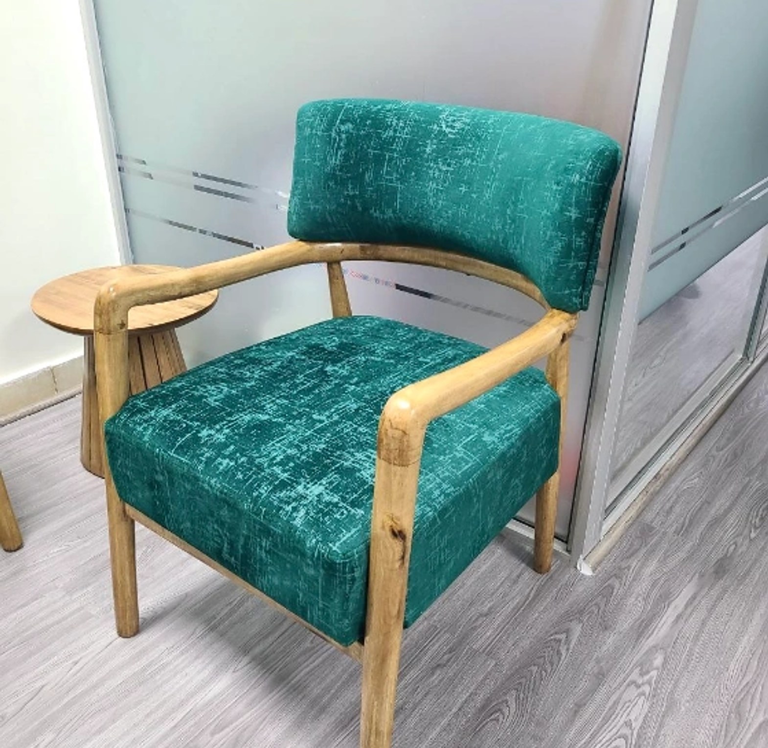 Luxury Single Chair image