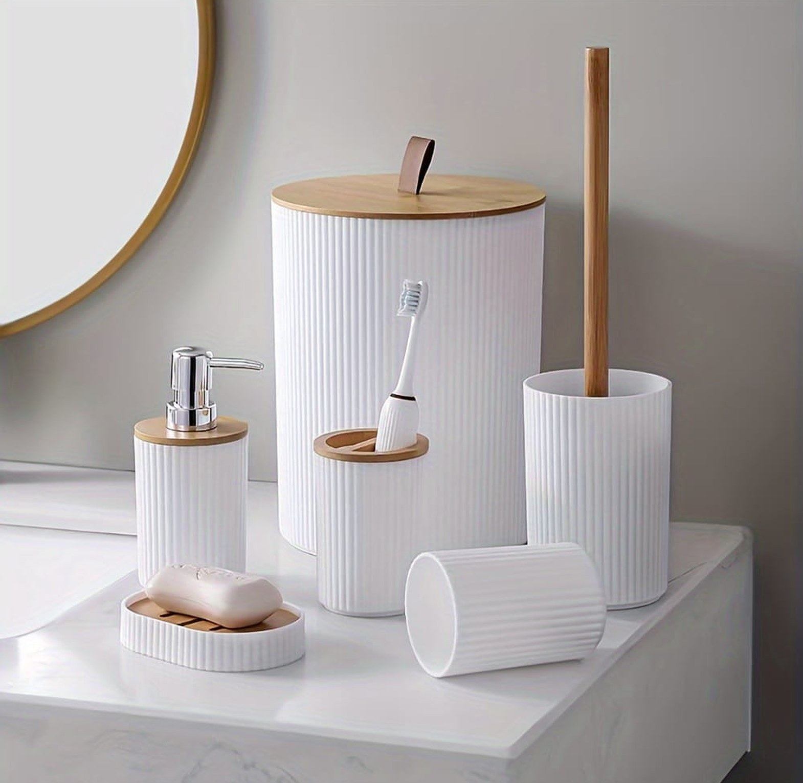 6pc Toilet Accessories  image