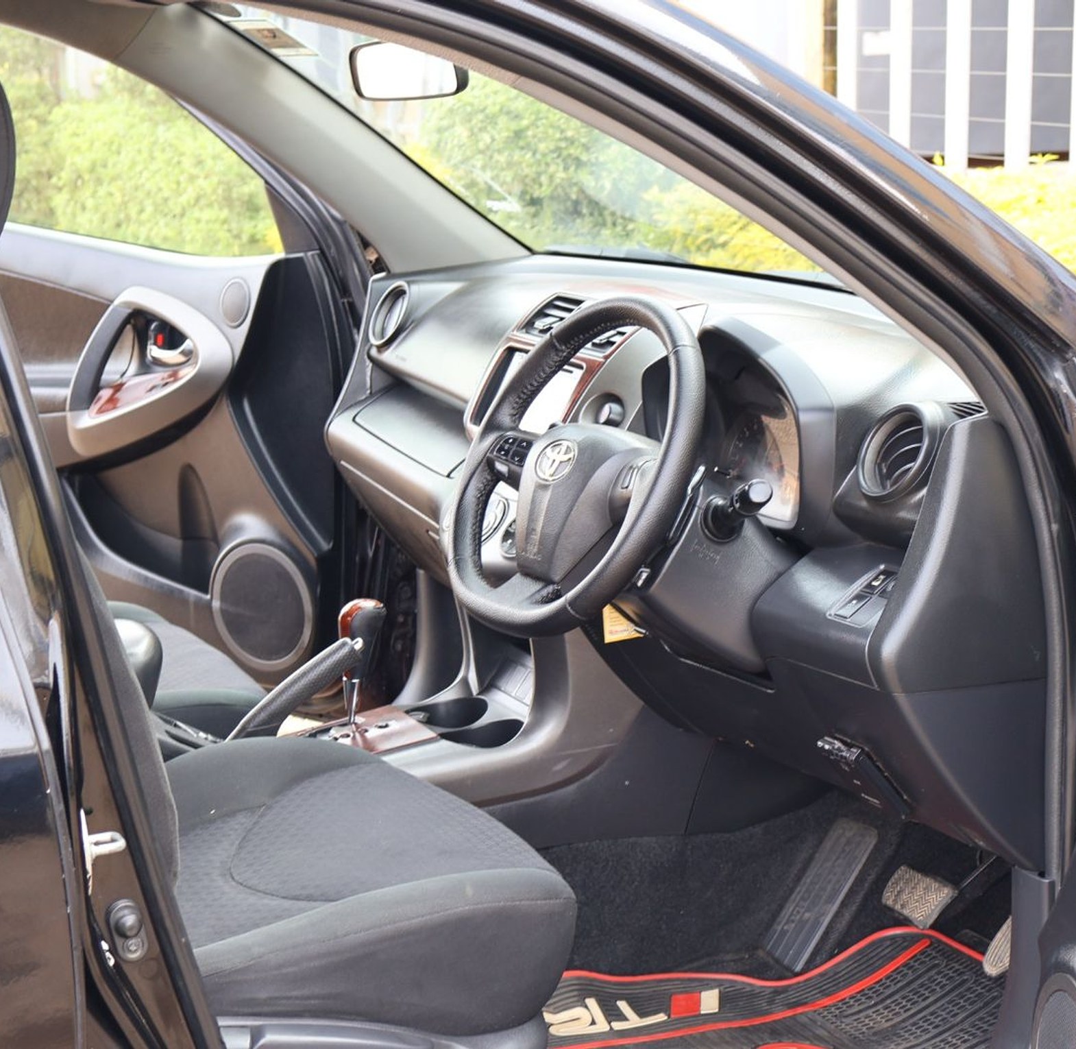 Toyota Vanguard KCT, YOM 2011 Model, Automatic, Rating 2400cc 4 wheel image