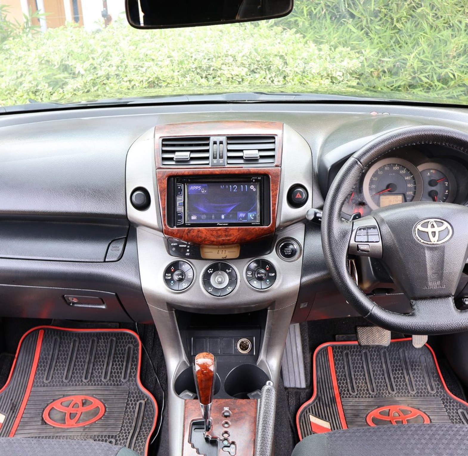 Toyota Vanguard KCT, YOM 2011 Model, Automatic, Rating 2400cc 4 wheel image