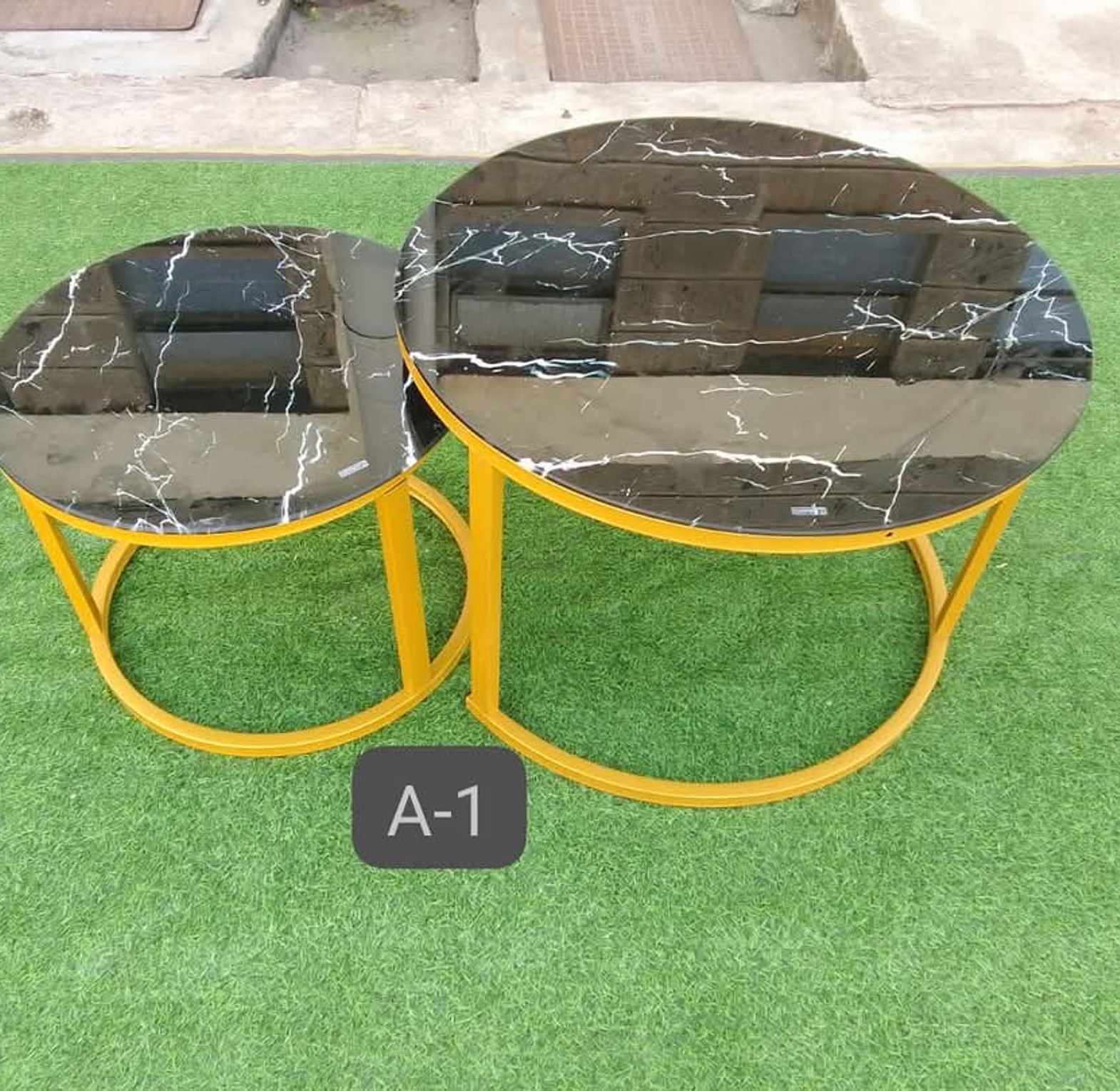 2in1 Coffee Table. High Quality Marble nesting coffee table (glass effect)  image