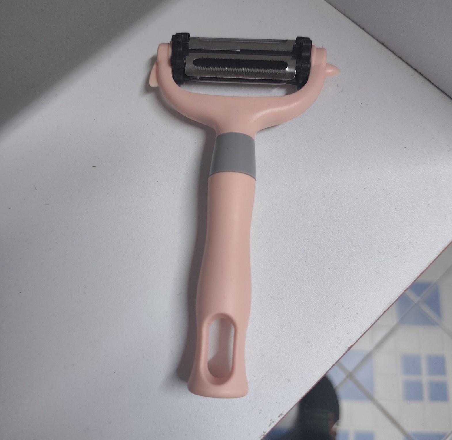 3-in-1 Vegetable Fruit Peeler image
