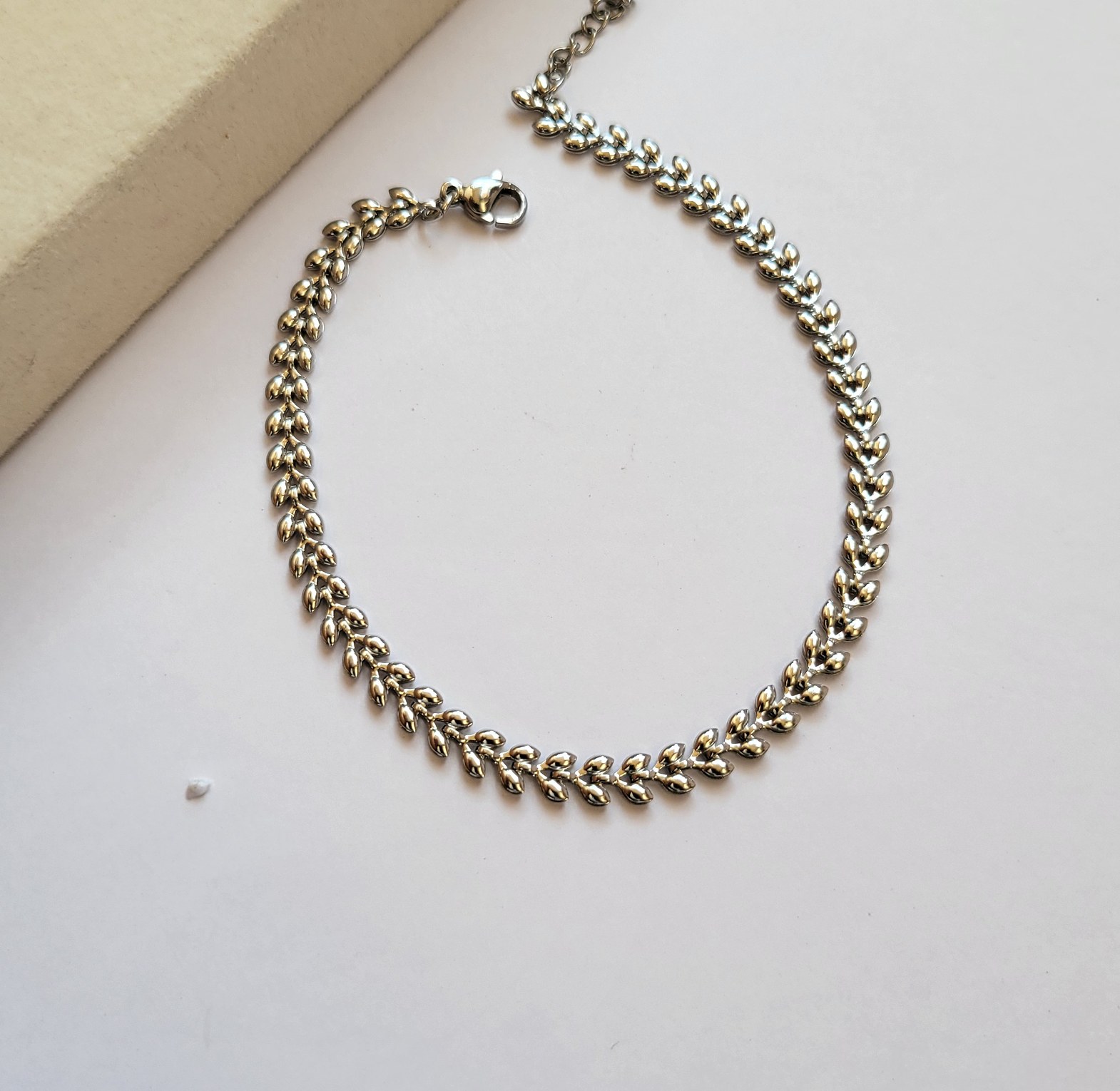 Anklet  image
