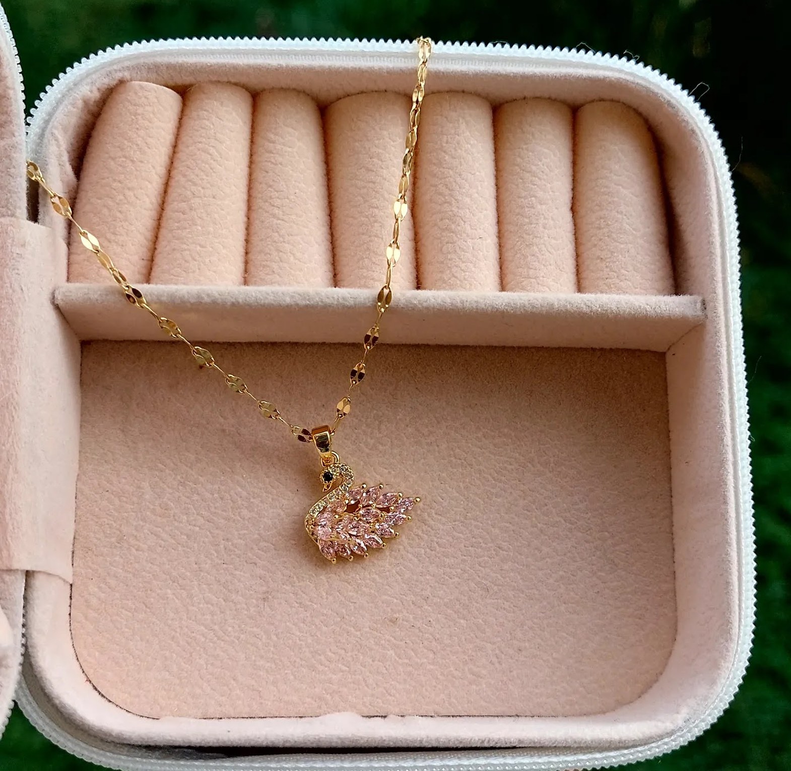 Pink Swan image