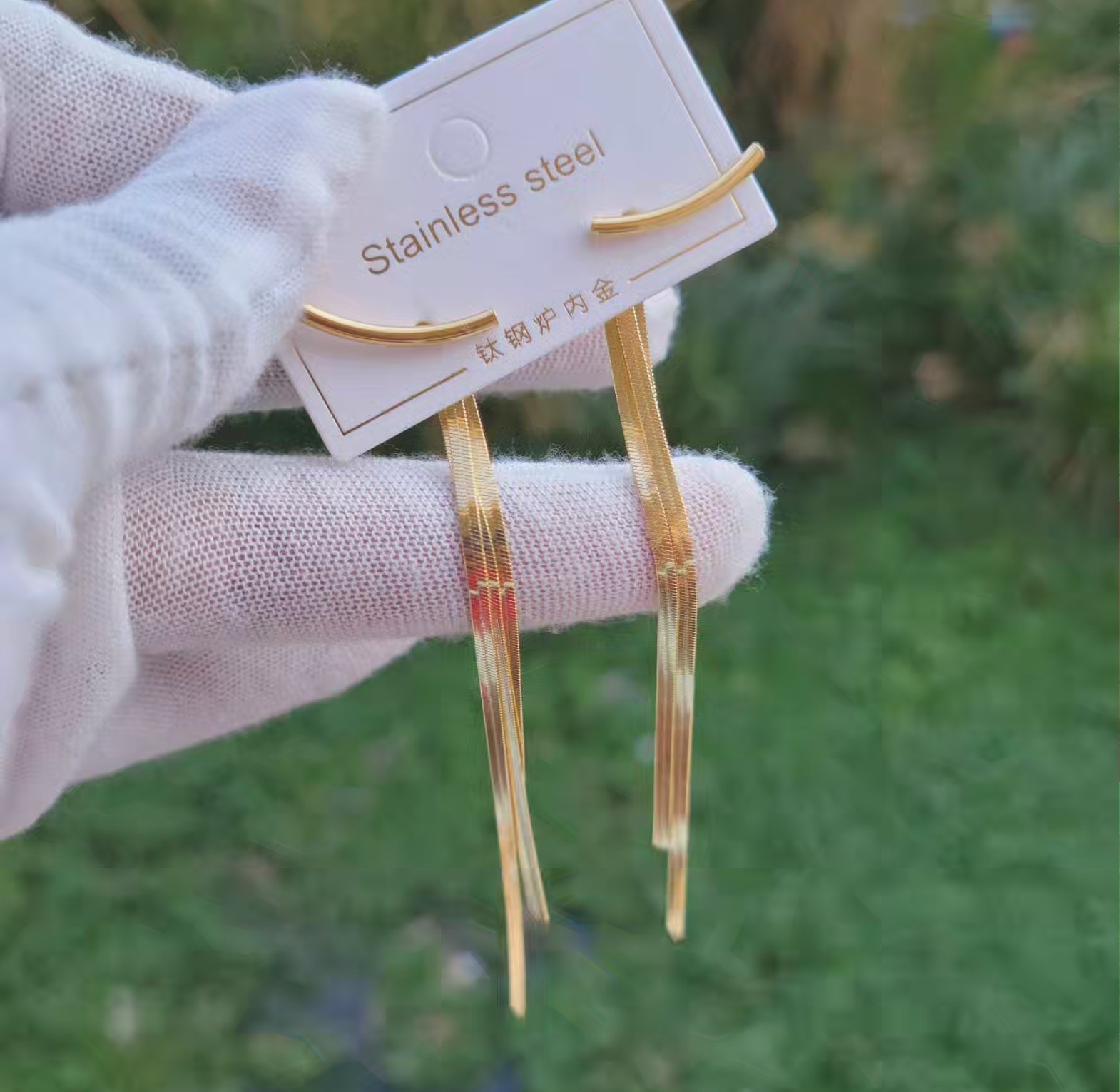 Tassel earing image