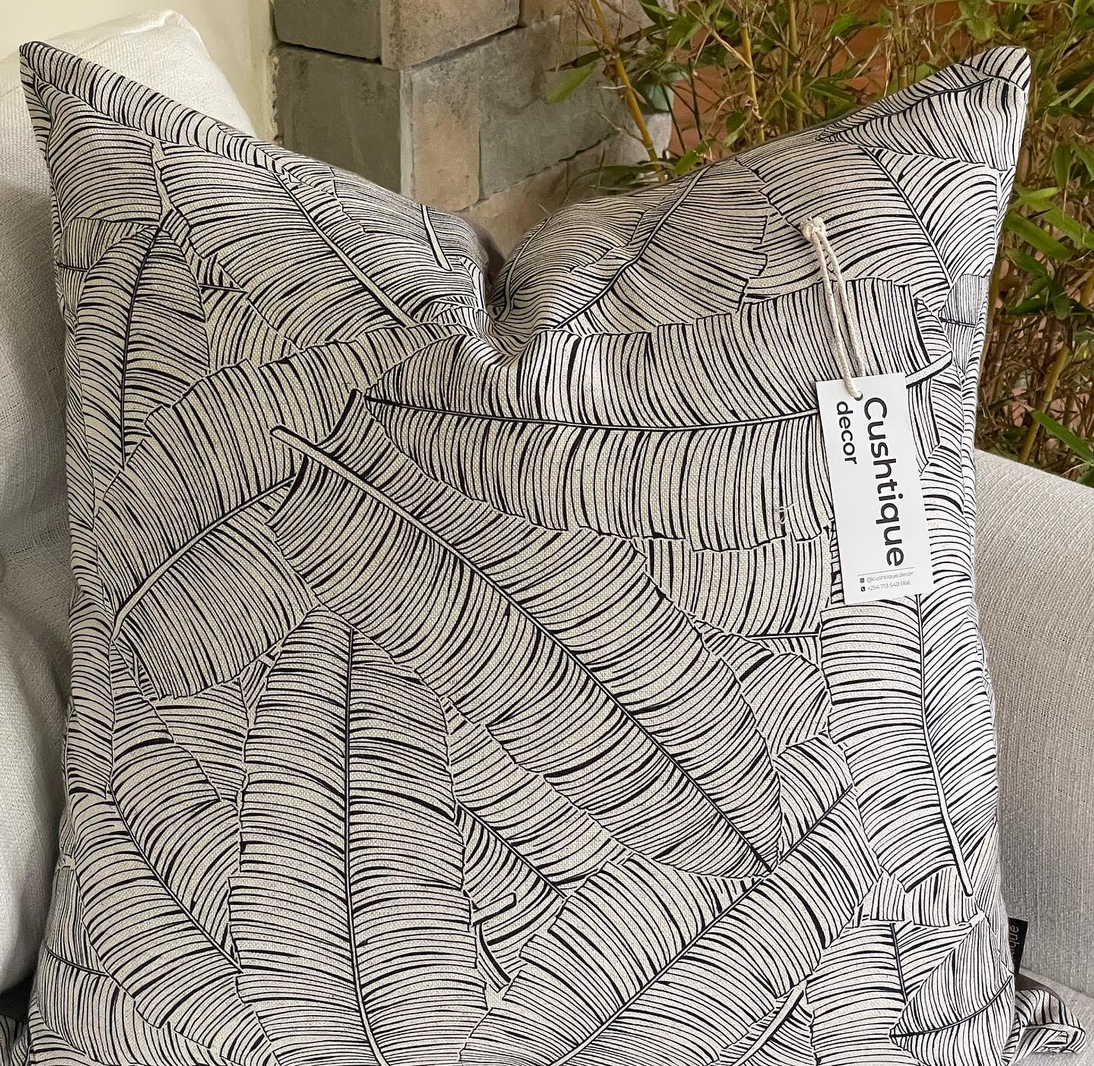 Leaf Cushion image