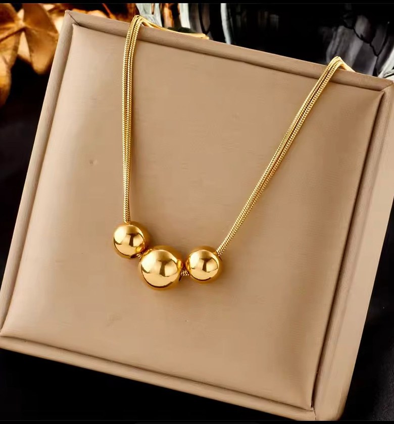 Triple Orb Snake Choker image