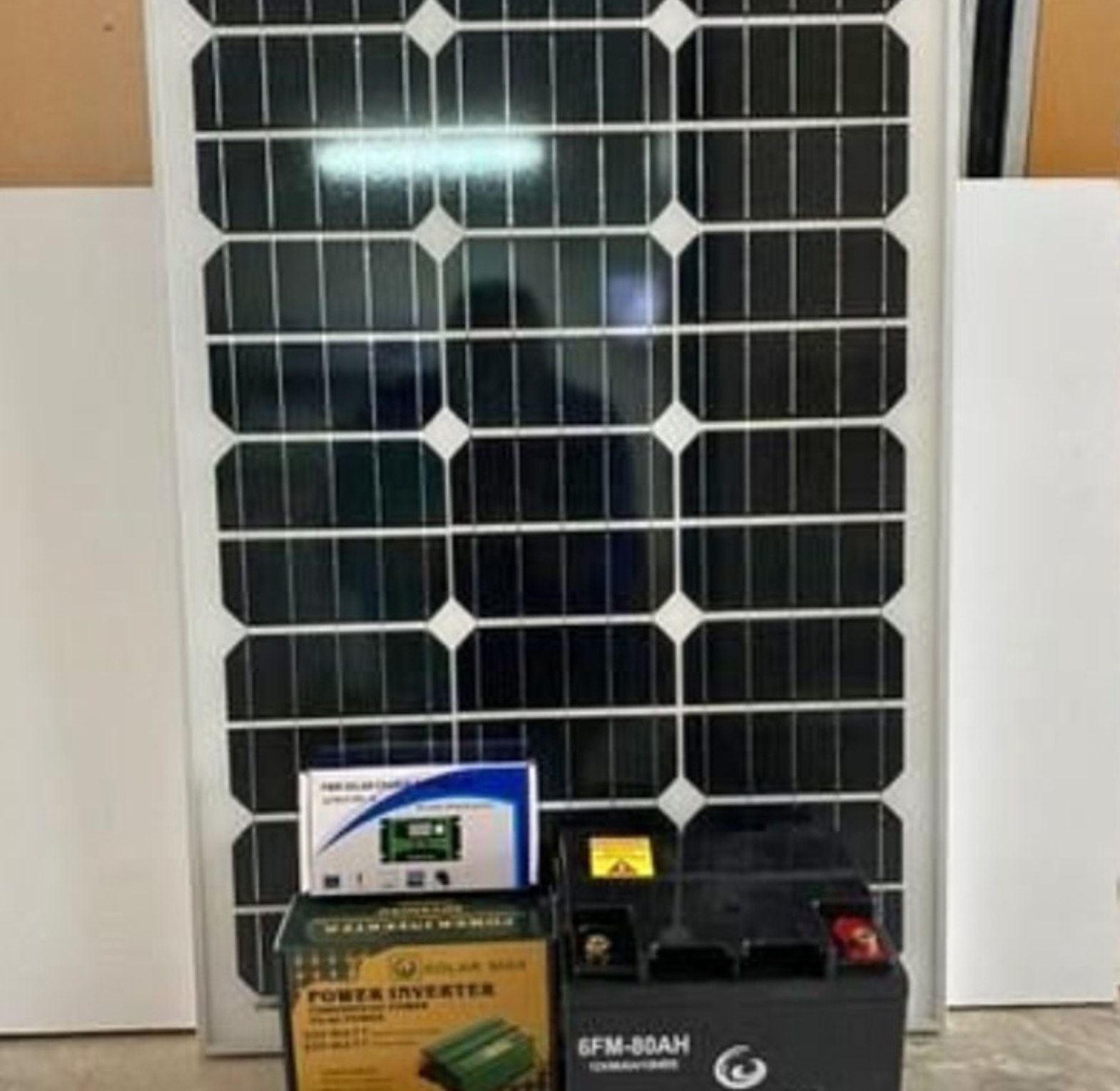 100watts complete solar kit image