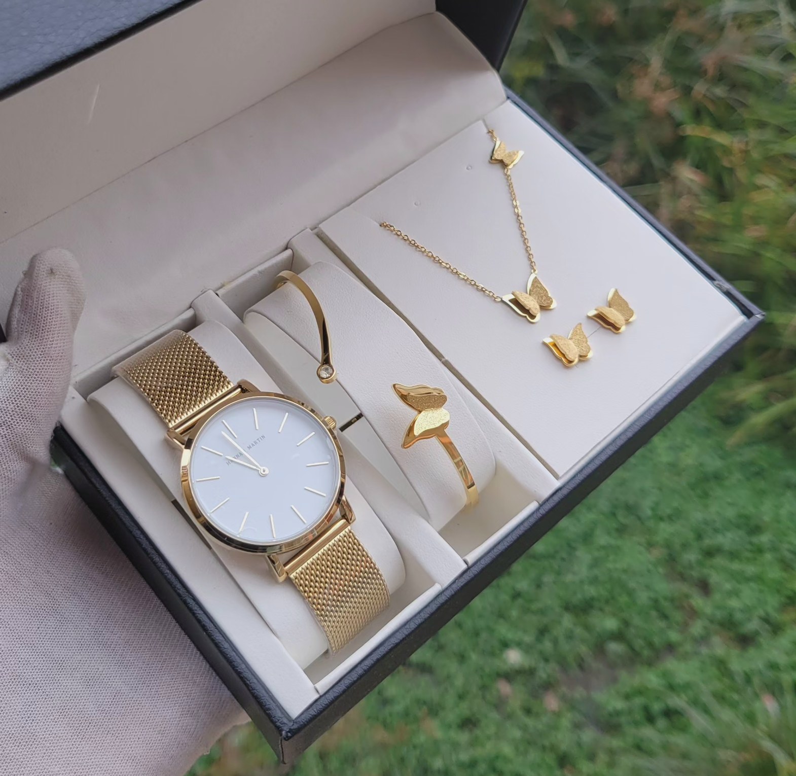 Butterfly watch set  image