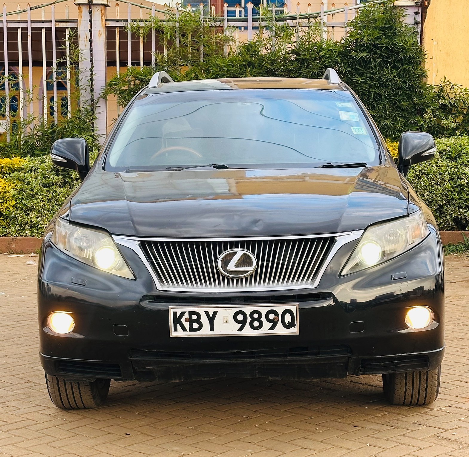 Toyota Lexus 450Ah KBY,YOM 2007 Model, Automatic Hybrid, with Sunroof, alloys, New Tyres, Leather Seats image