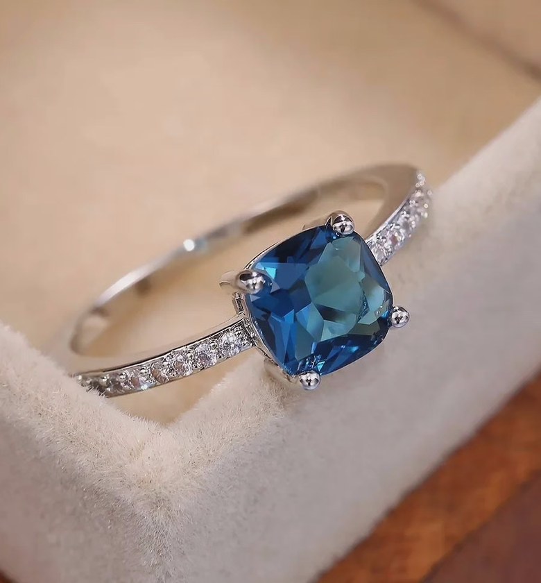 Minimalist blue ring image