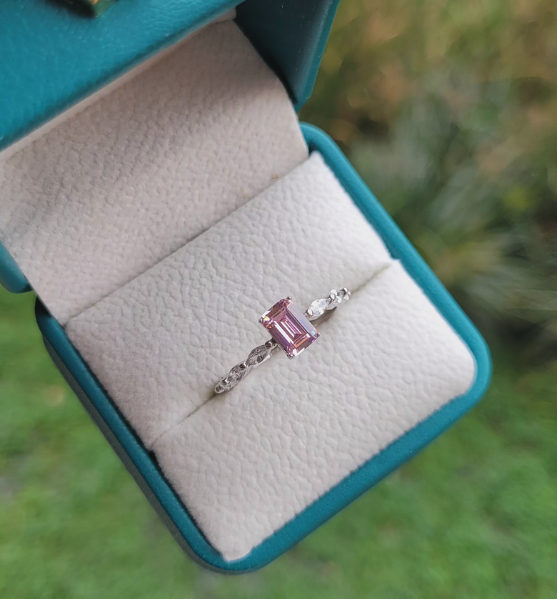 Promise ring image