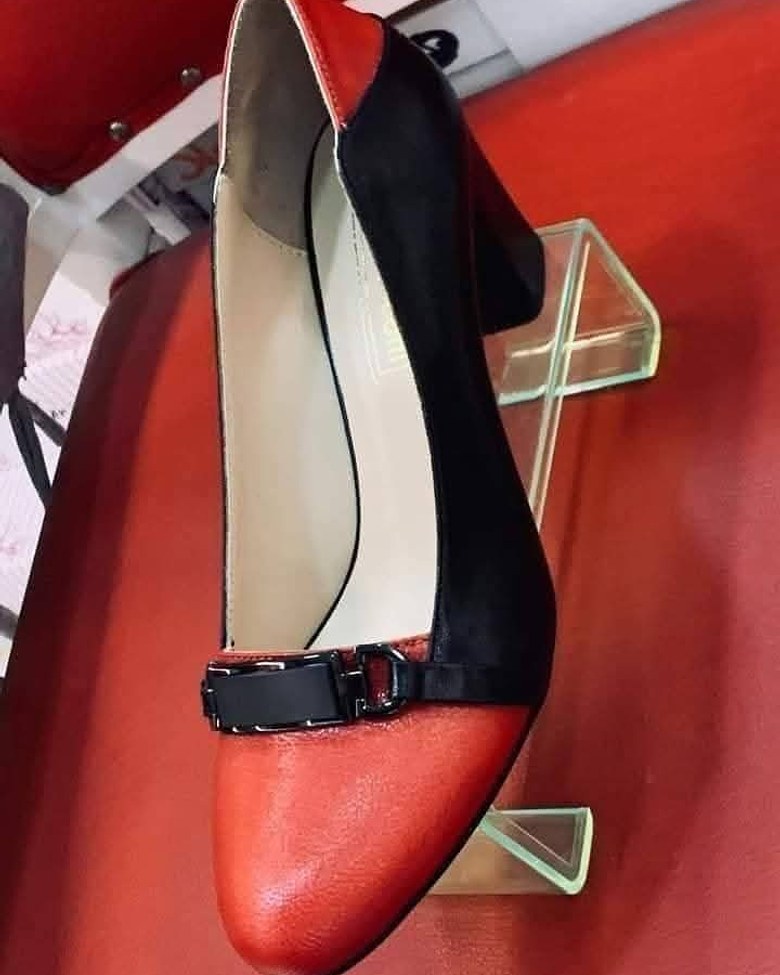 Bold Turkish Pure Leather Red and Black Shoes image