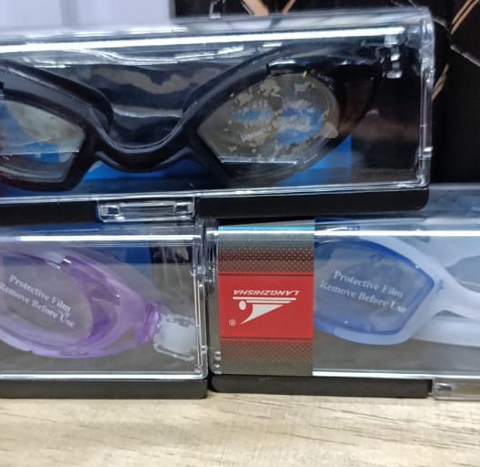 Kids Swimming Goggles. Teenagers anti-fog swimming goggles image
