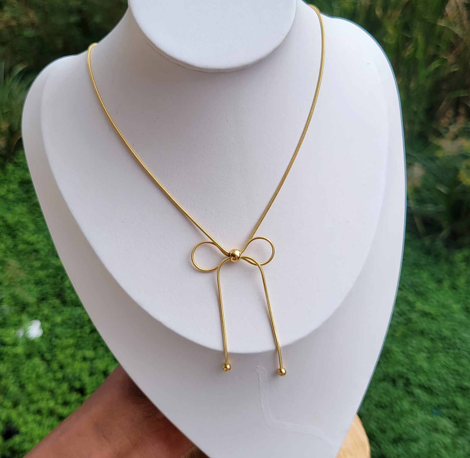 Classic bow necklace  image