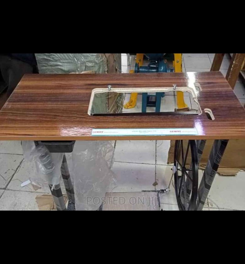 Imported sewing table machine juki image