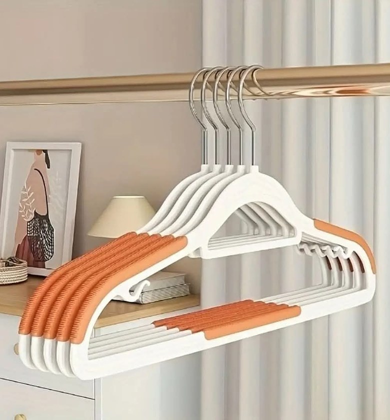 10-Piece Heavy-Duty Household Hangers Set image