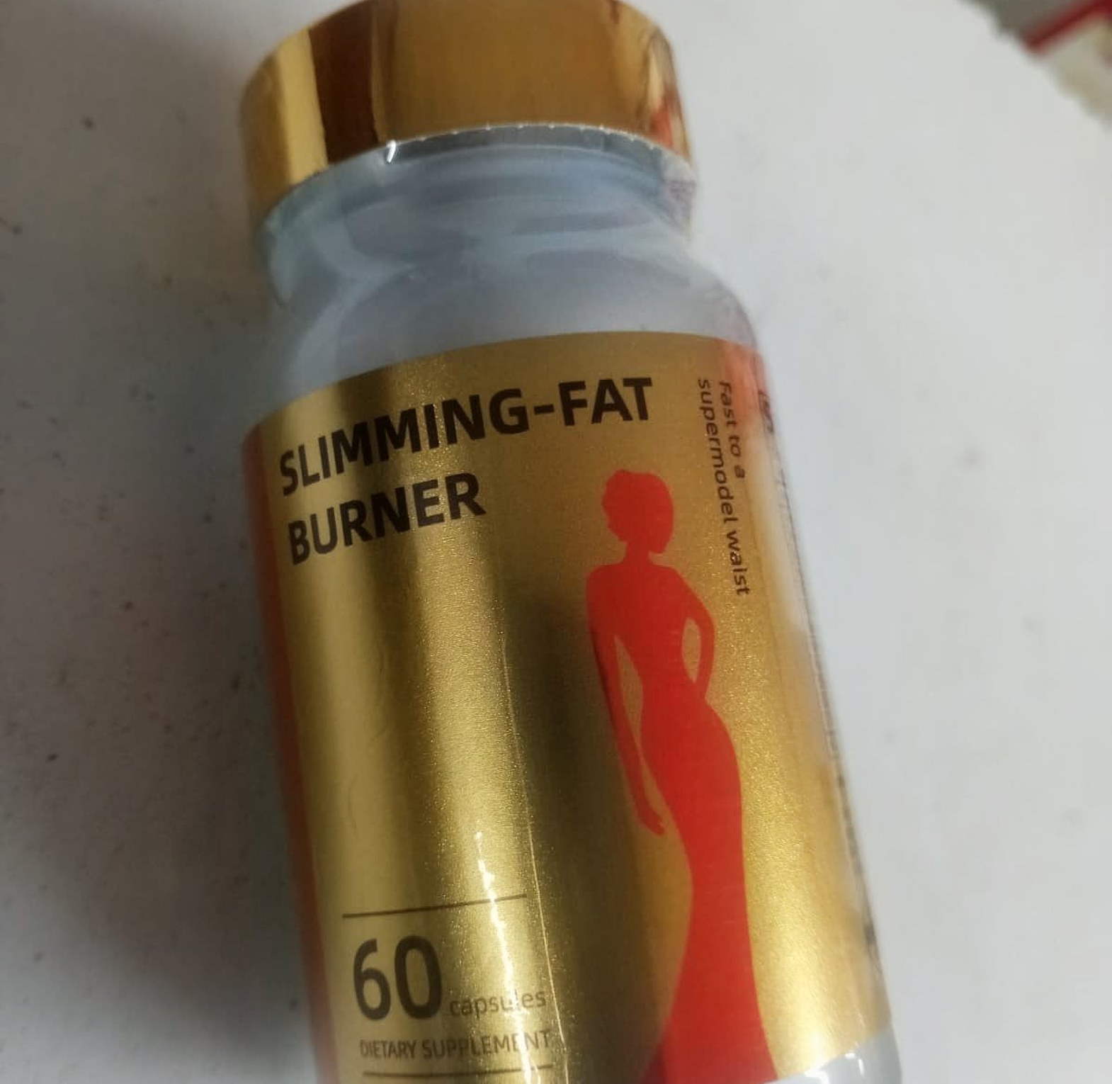 Slimming pills  image