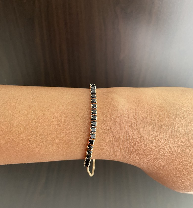 Zannia Tennis Bracelet (Draw String) - Black image