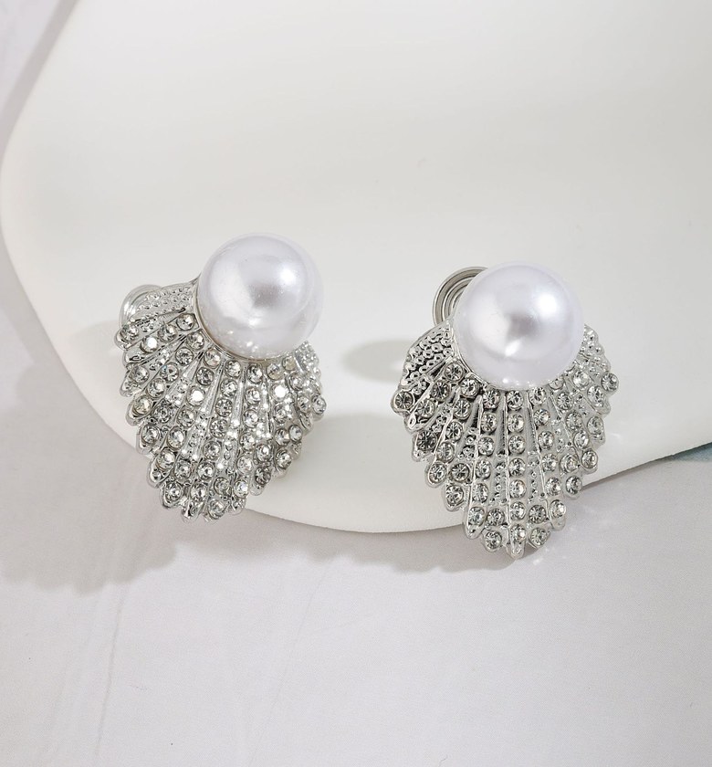 Clip-On Earrings 003 image
