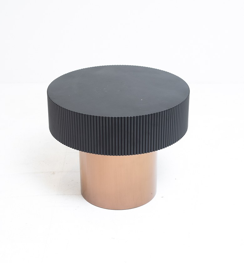 COFFEE TABLE MATERIAL: MD image