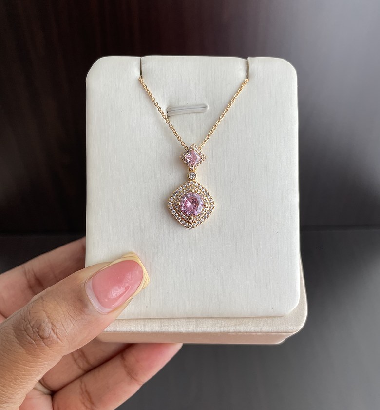 Varda Necklace - Pink image