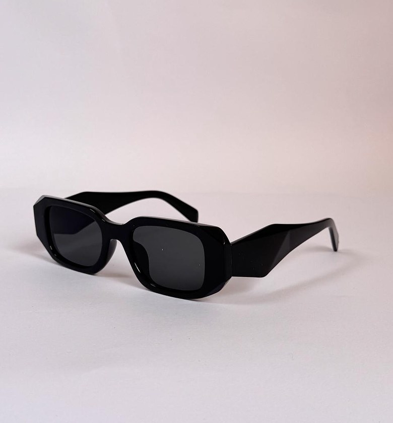Phantom Black image