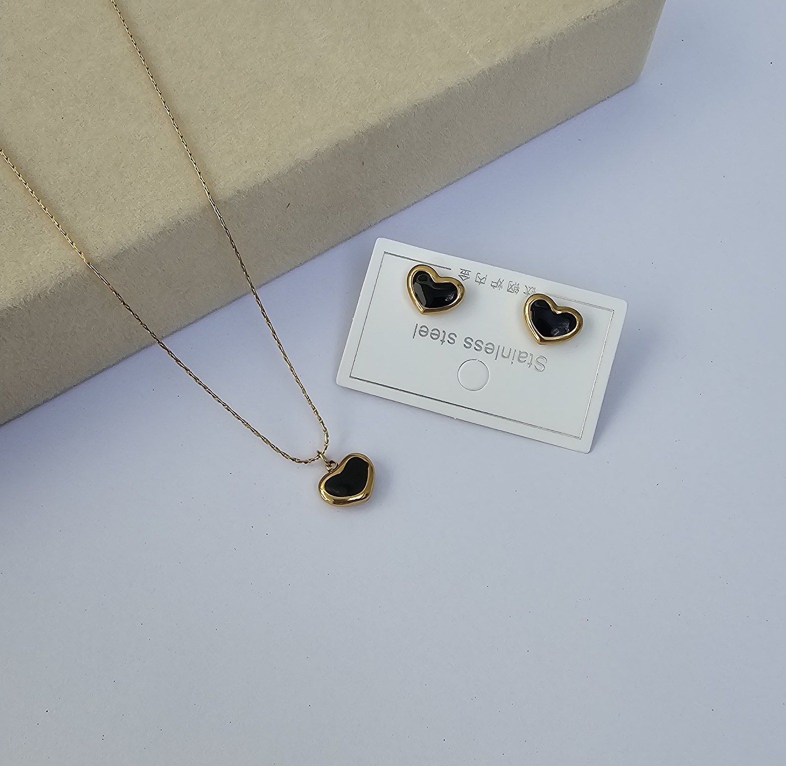 Lovisa image
